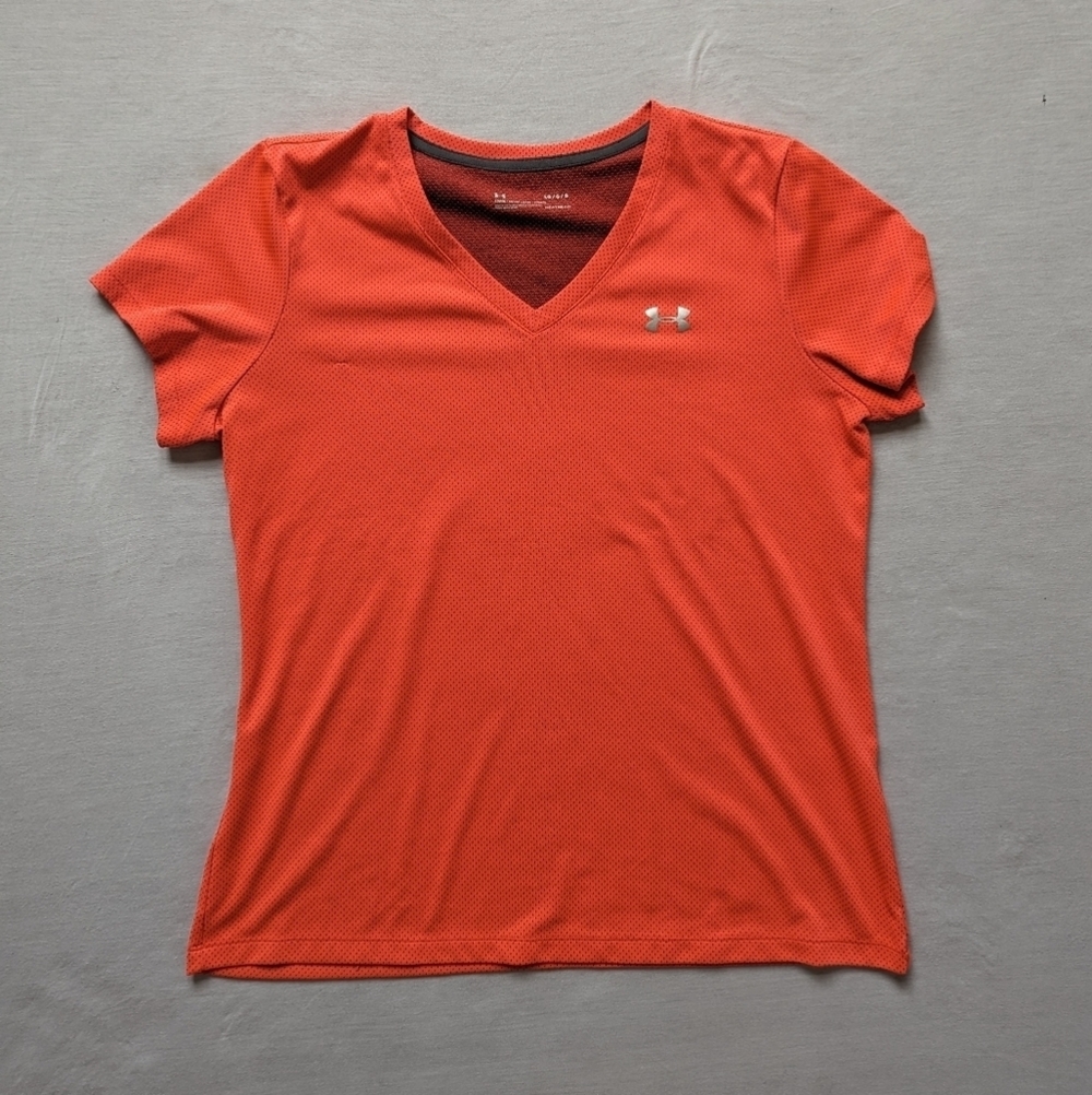 Under Armour Women's Neon Pink T-shirt Size Large Gorpcore Athletic Gym Fitness